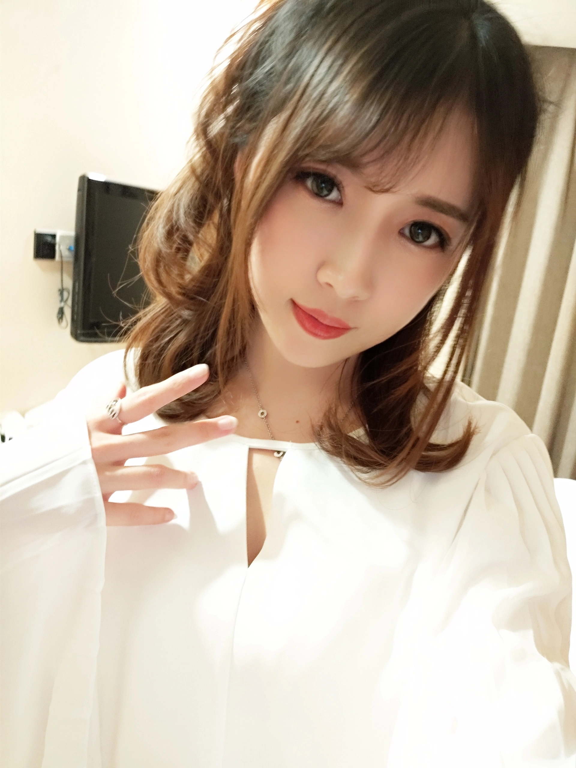 小女巫露娜-品图吧